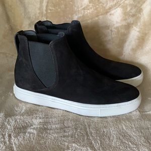 VINCE Women’s Newlyn Suede Boot